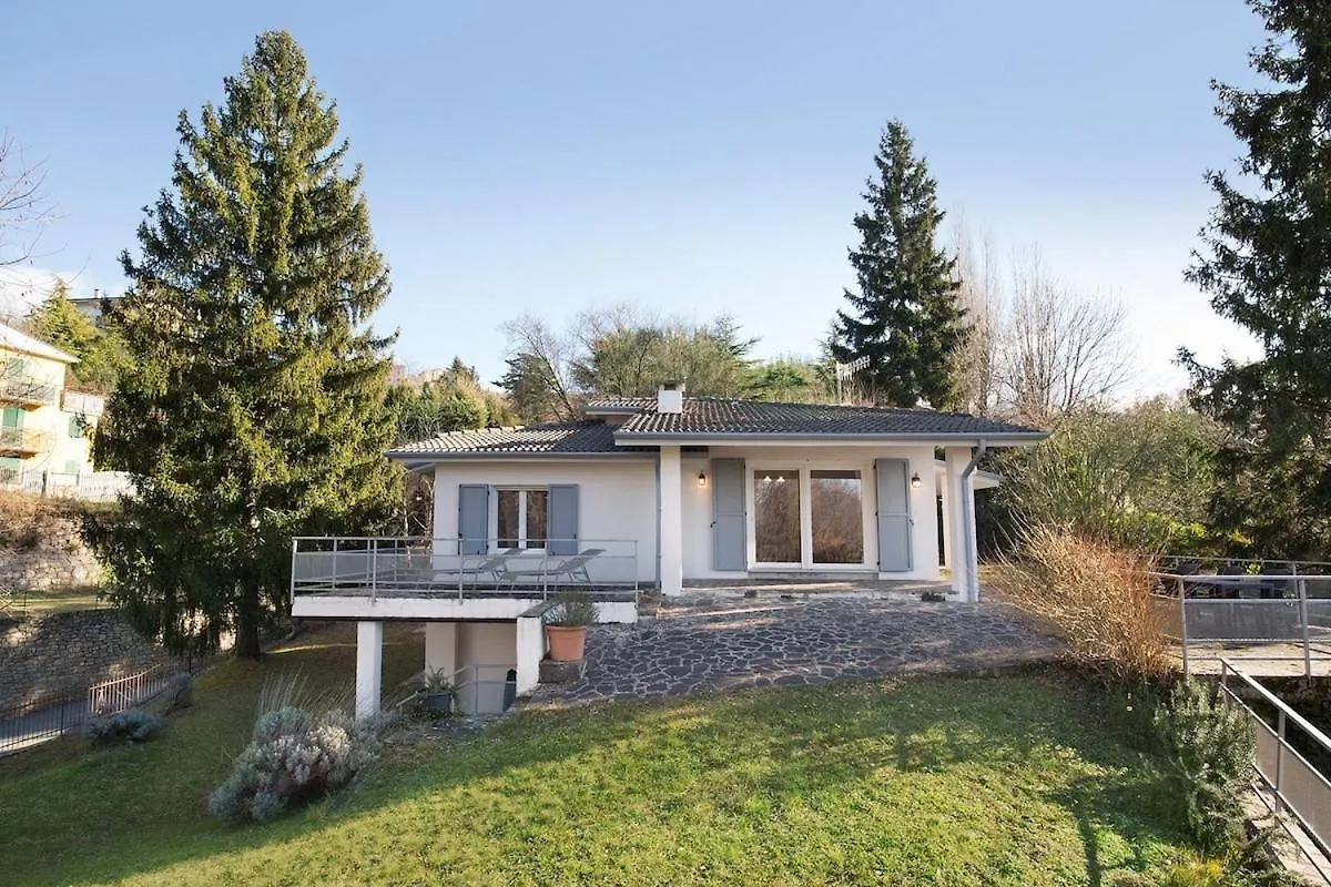 Villa Elisabetta-Tranquilla Con Vista Lago San Zeno di Montagna
