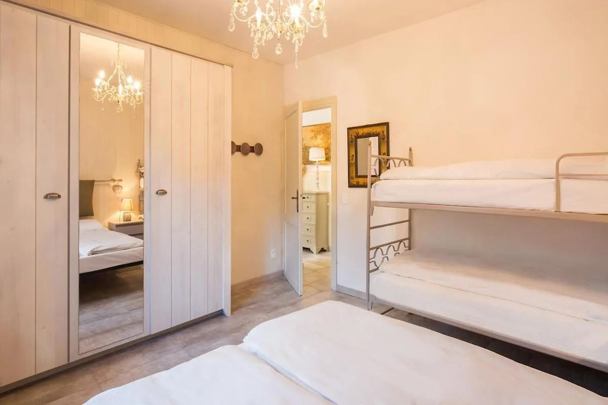 Villa Elisabetta-Tranquilla Con Vista Lago San Zeno di Montagna 0*,  Italy
