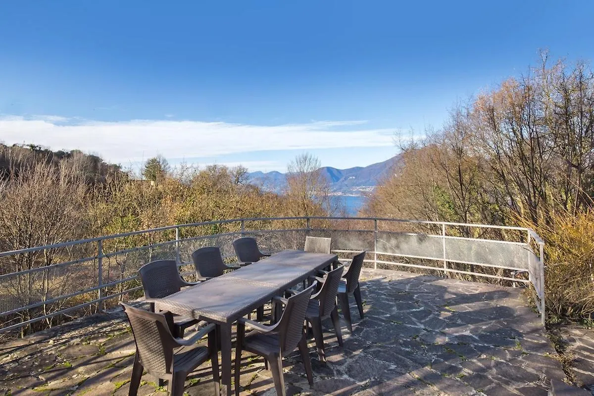 Villa Elisabetta-Tranquilla Con Vista Lago San Zeno di Montagna