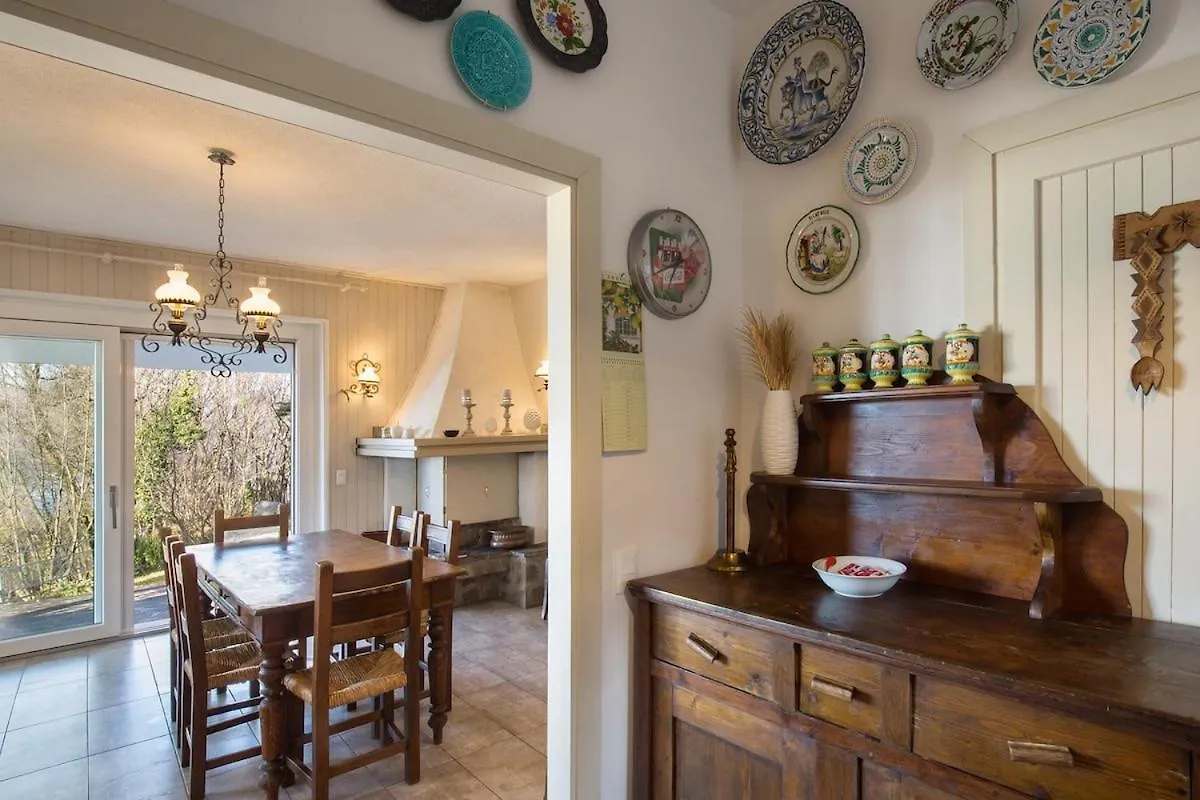 Villa Elisabetta-Tranquilla Con Vista Lago San Zeno di Montagna